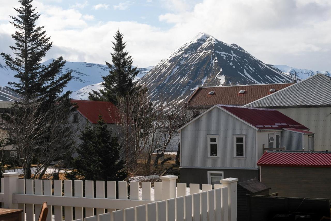 Hotel Siglunes Siglufjordur Exterior photo